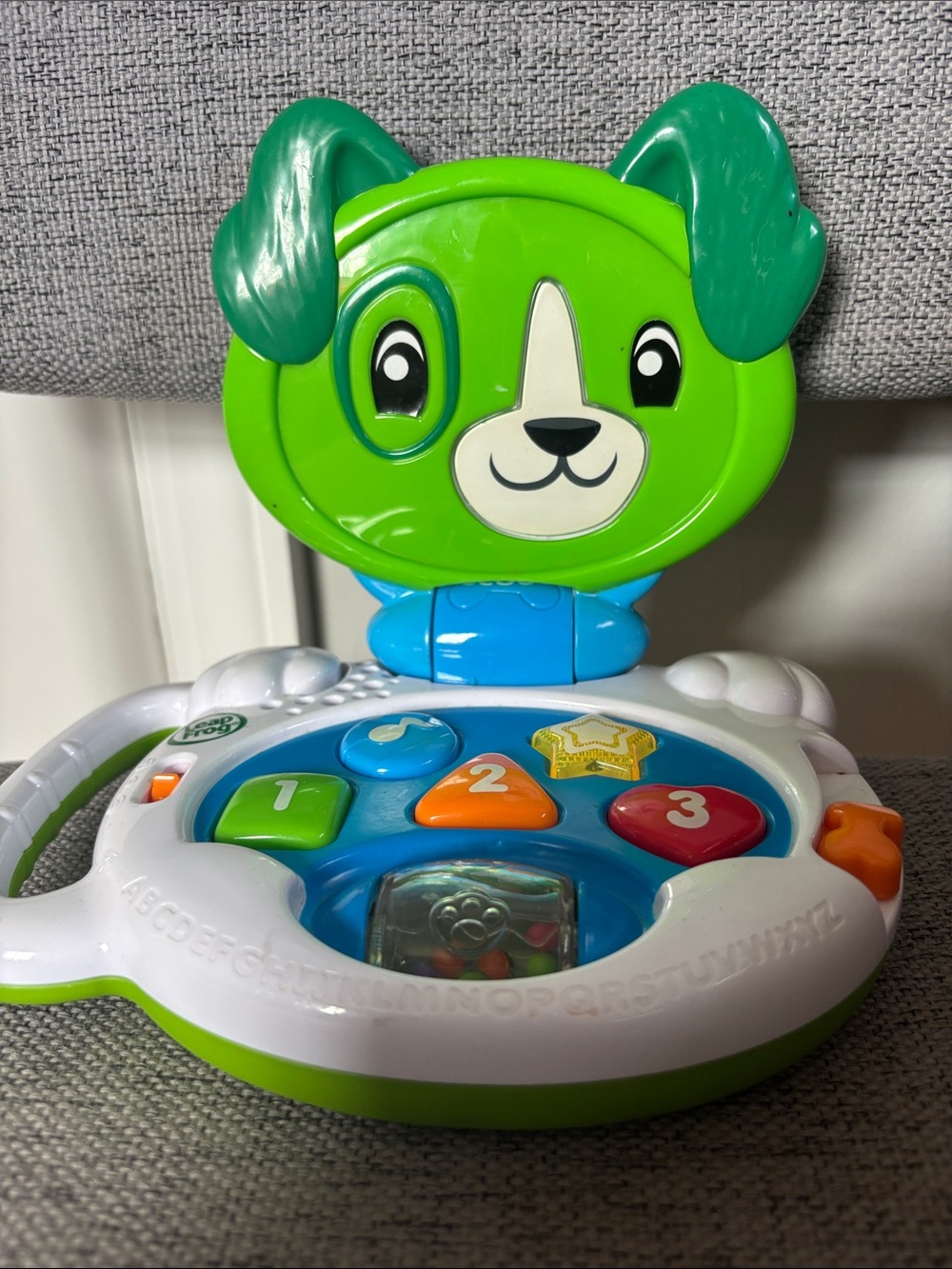 LeapFrog My Peek-a-Boo LapPup Scout Toddler Learning Toy Laptop